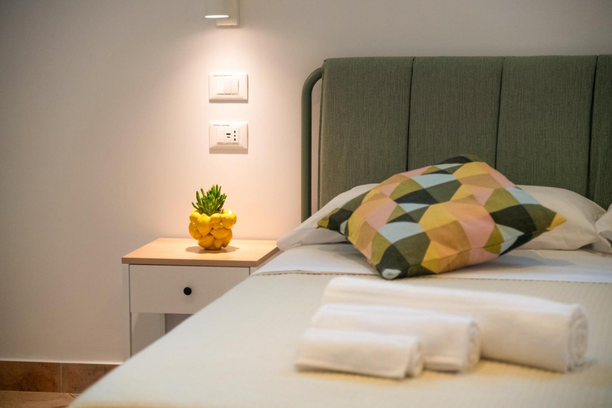 Eleni Sorrento Hotel ภายนอก รูปภาพ
