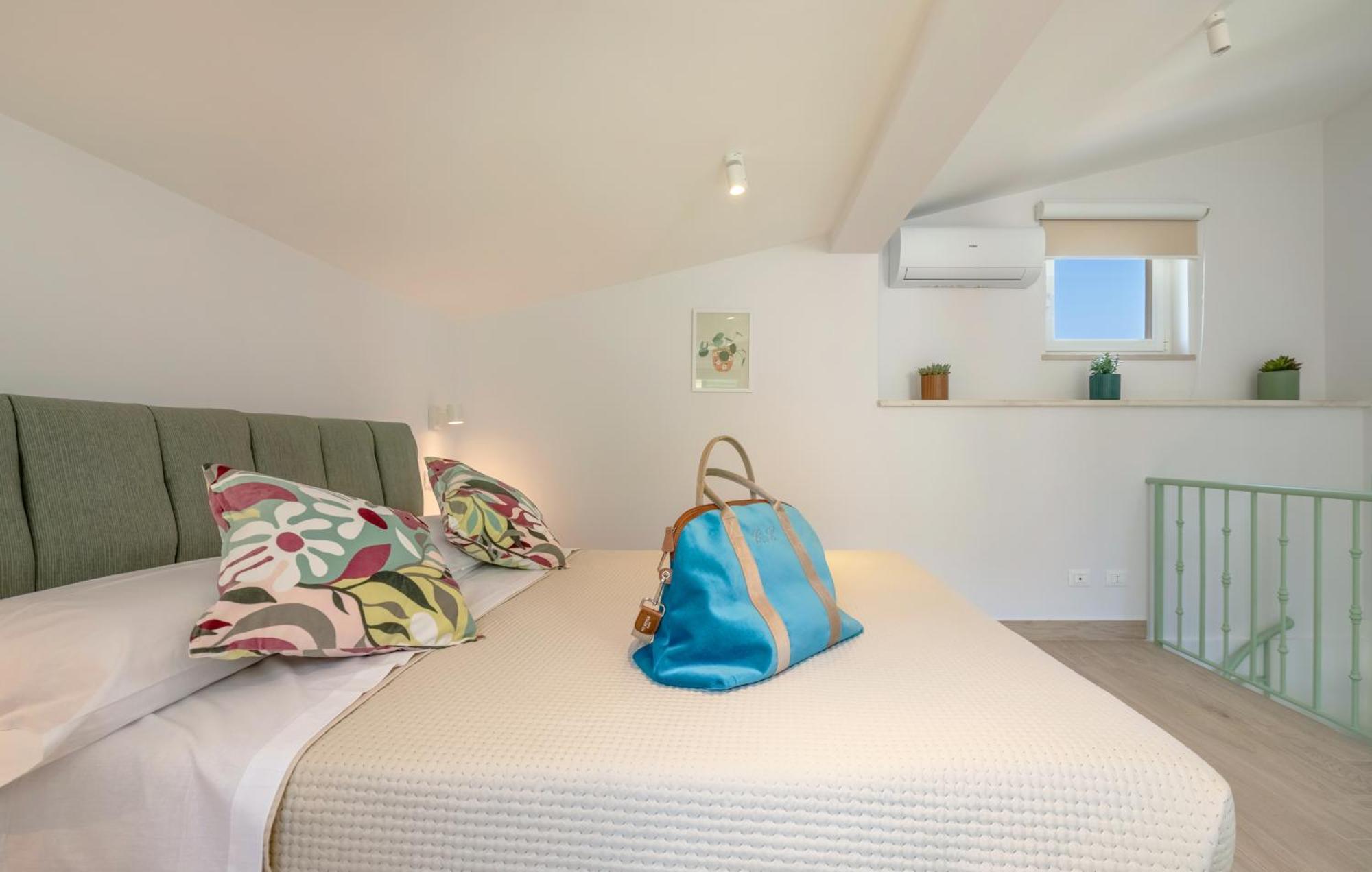 Eleni Sorrento Hotel ภายนอก รูปภาพ